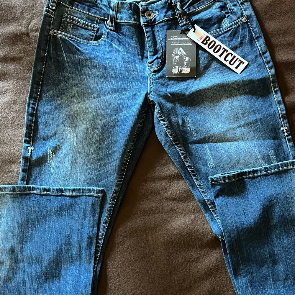 Cowgirl Tuff Women's Straight Leg Jeans - Blue